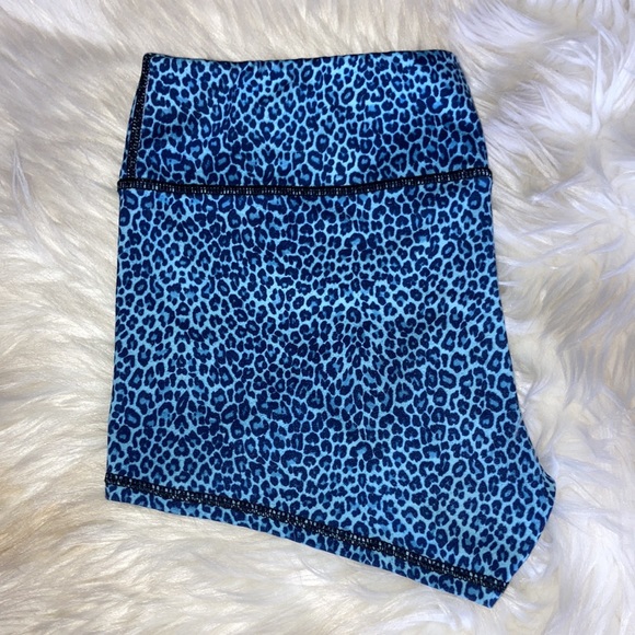 FLEO HTF Rawr 🐾 GWPL Collab Blue Cheetah Shorts M - Picture 8 of 10